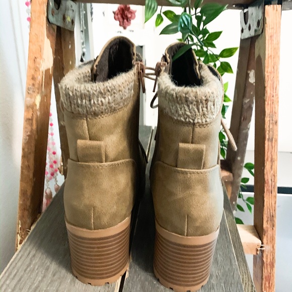 Tan Lace Up Boots - Picture 5 of 7